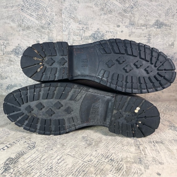 Frye Women's Veronica Shearling & Leather Booties made in Mexico - Picture 10 of 16